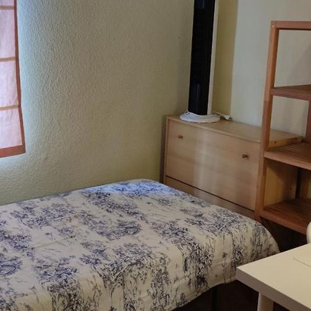 Habitacion Individual En Apartamento Centrico Madryt Zewnętrze zdjęcie