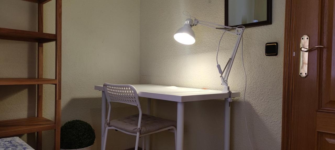 Habitacion Individual En Apartamento Centrico Madryt Zewnętrze zdjęcie