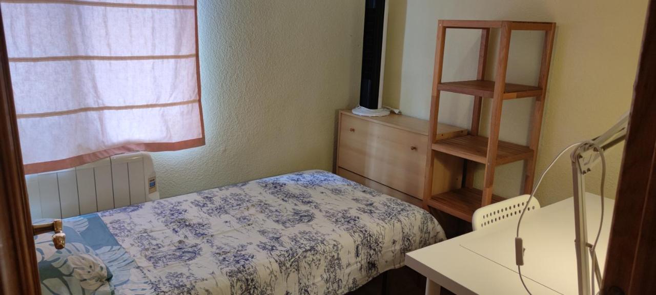 Habitacion Individual En Apartamento Centrico Madryt Zewnętrze zdjęcie