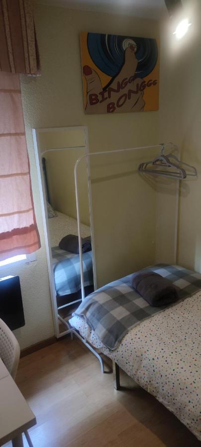 Habitacion Individual En Apartamento Centrico Madryt Zewnętrze zdjęcie